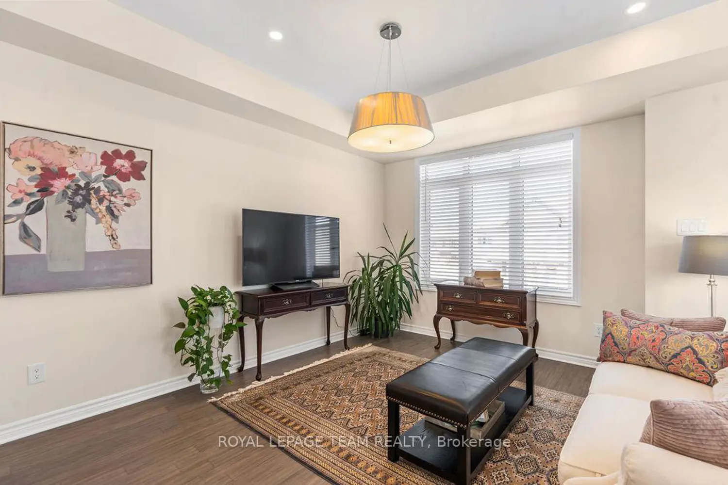 Additional image 8 of 94 Nutting Crescent