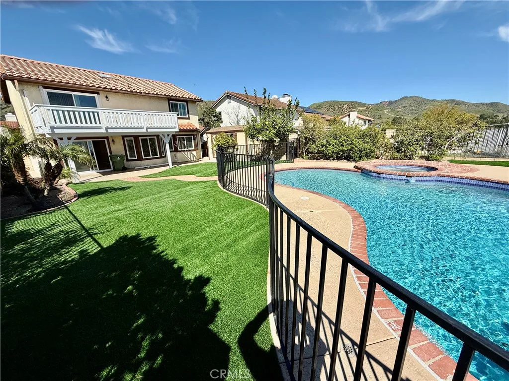 Additional image 3 of 12044 Shadow Ridge Way, Northridge, CA 91326