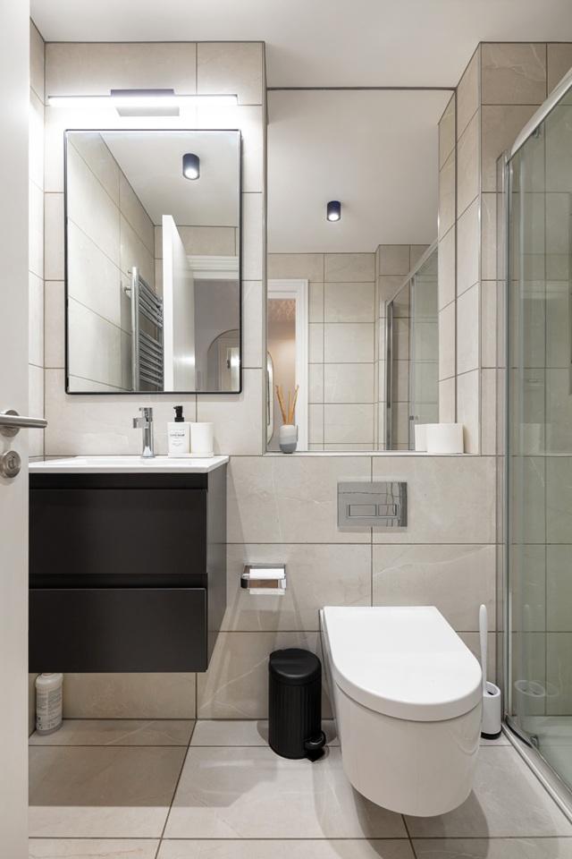 Additional image 16 of 1 Bed Flat, Westbourne Grove, W11, N1 7GU