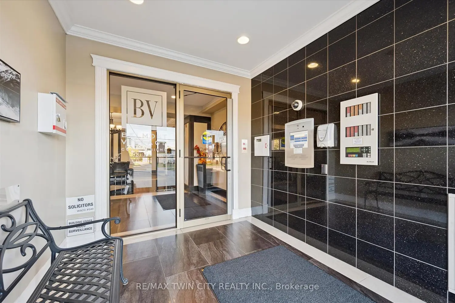 539 Belmont Avenue 809 photo 2