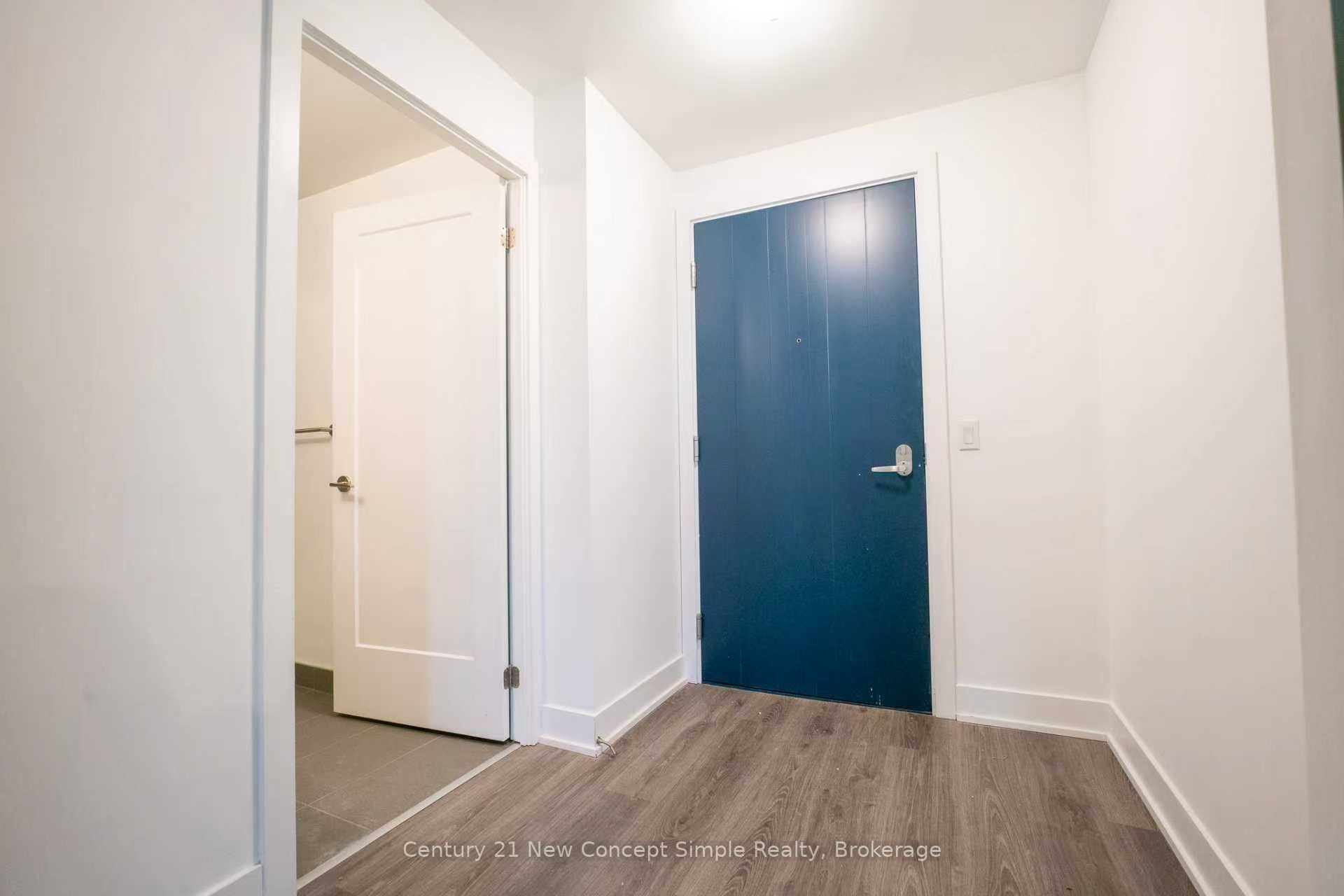 205-2545 Simcoe Street N, Oshawa, ON, L1L 0W3