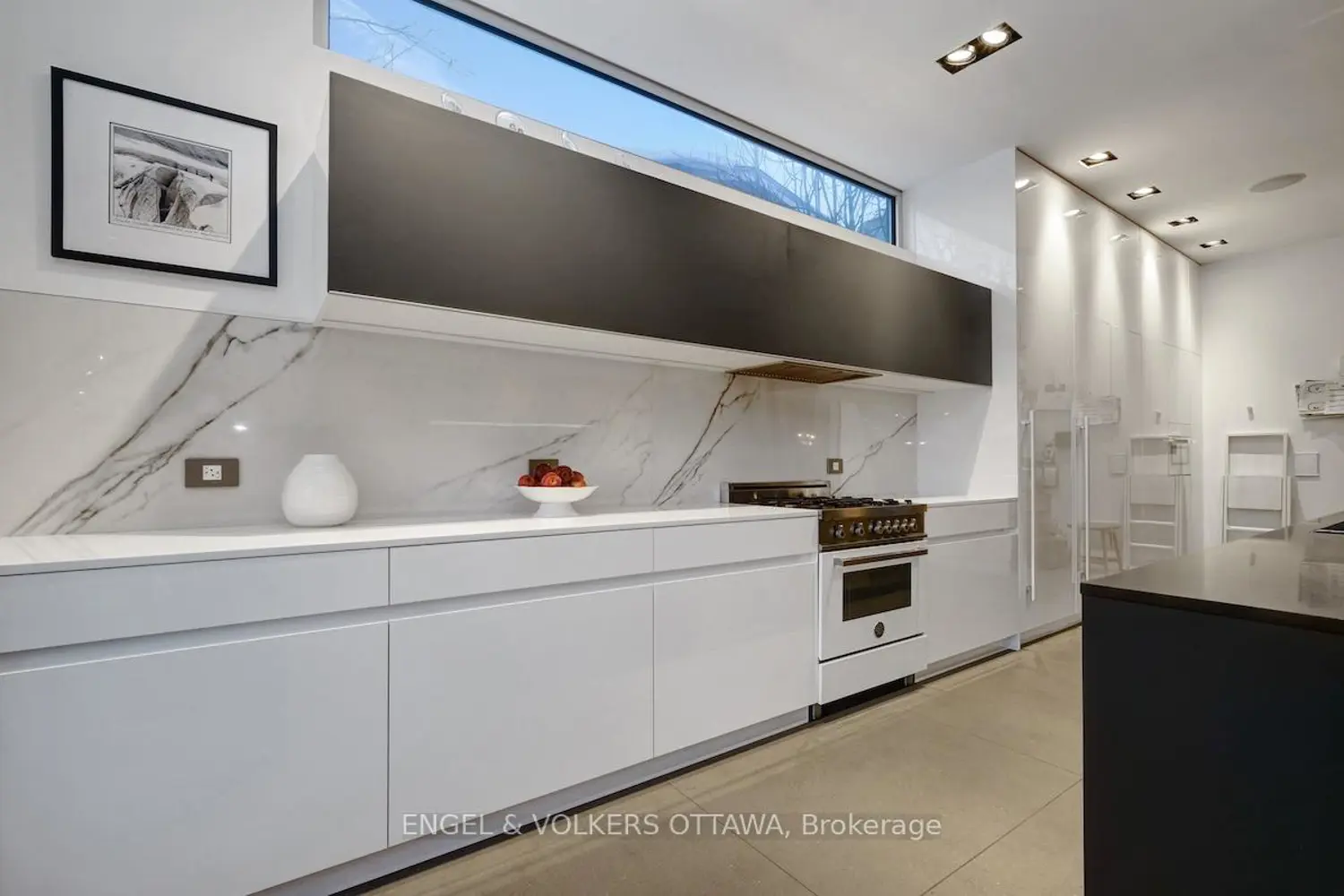 Additional image 12 of 608 Byron Avenue