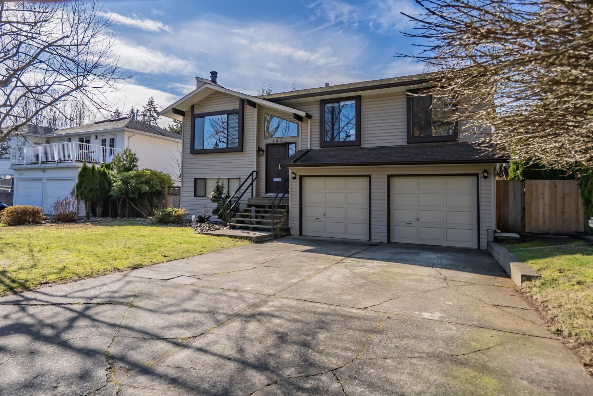 1981 158a Street, Surrey, BC, V4A 7M3