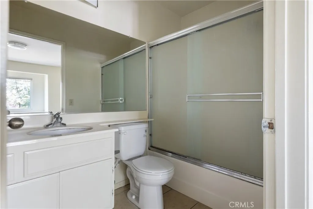 Additional image 42 of 2726 S Menlo Ave., Los Angeles, CA 90007