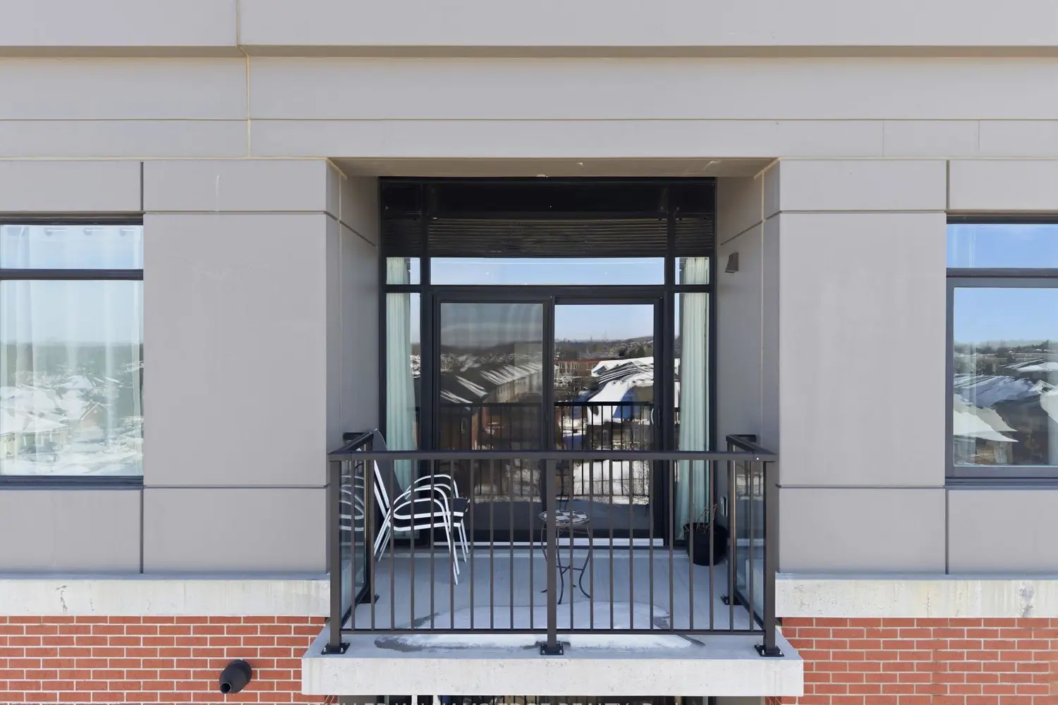 Additional image 19 of 1 Redfern Avenue 425