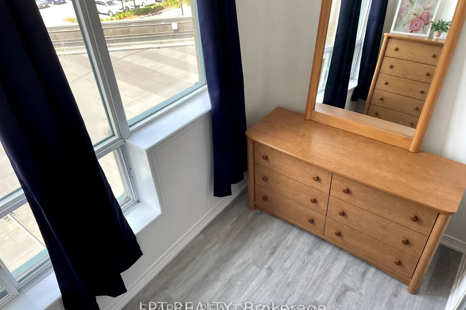 Additional image 14 of 711 Rossland Road 505