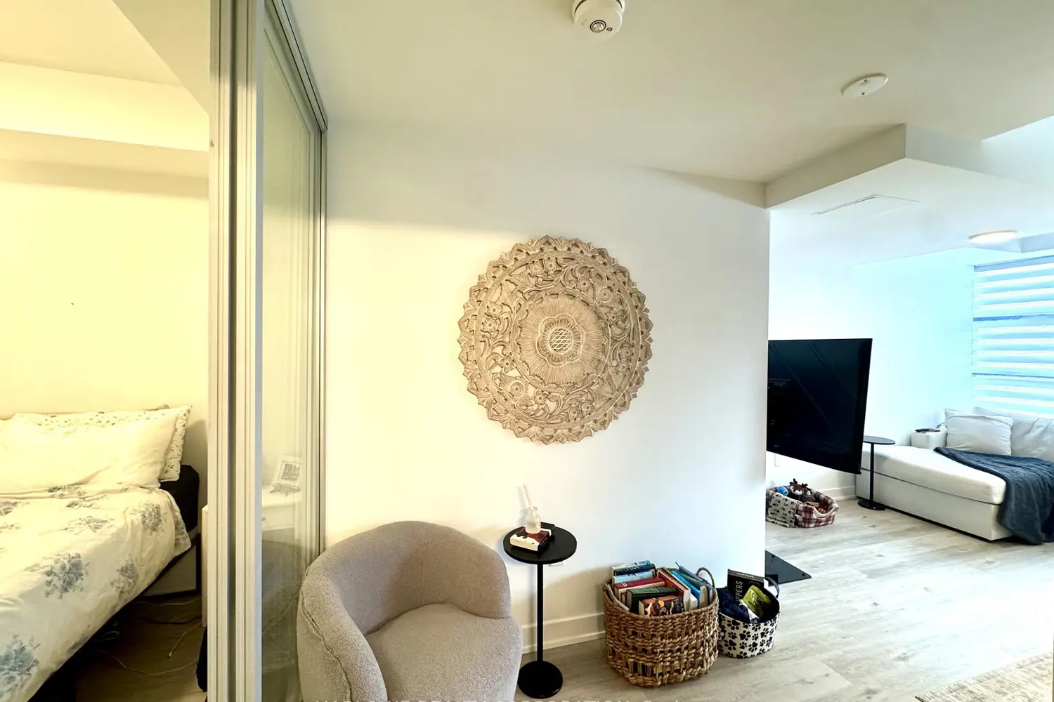 Additional image 3 of 1604 Charles Street 126 B