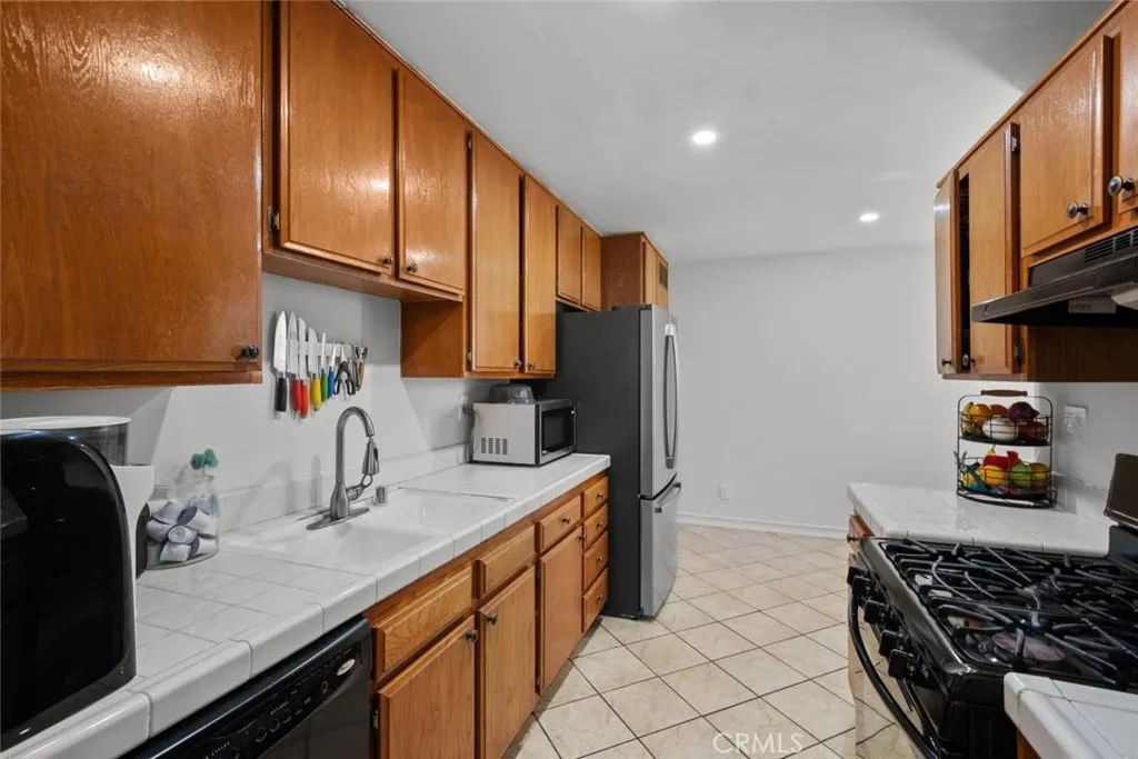 Additional image 6 of 13825 Beaver Street Unit 25, Sylmar, CA 91342