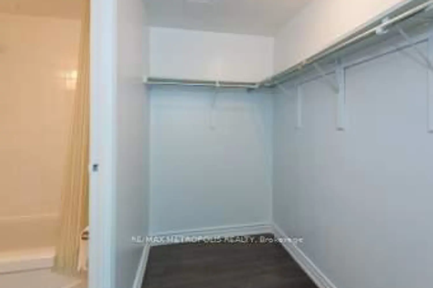 Additional image 19 of 39 Kimbercroft Court Ph810