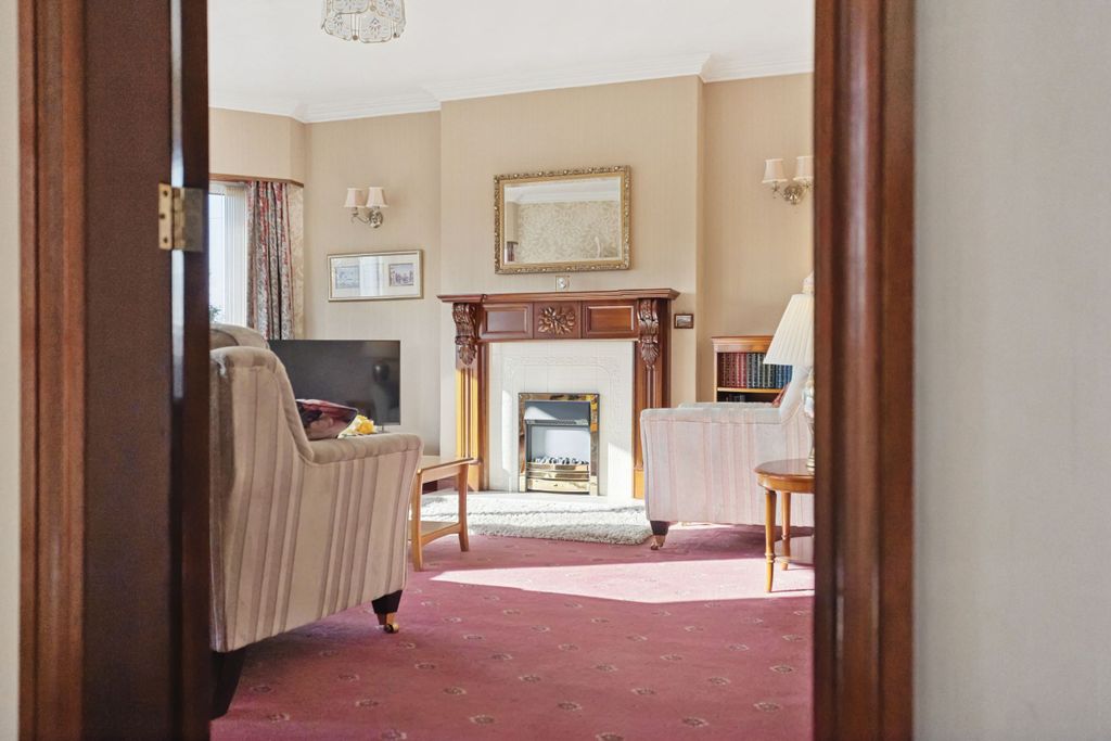 Additional image 4 of 3 bed detached house for saleCraigie Ancaster Road, Callander FK17