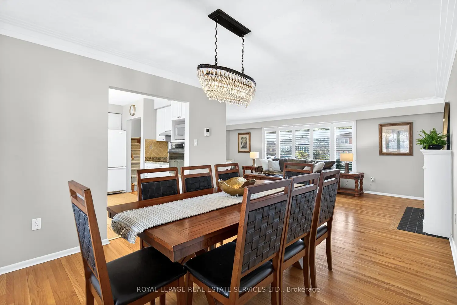 15 Belair Drive photo 4