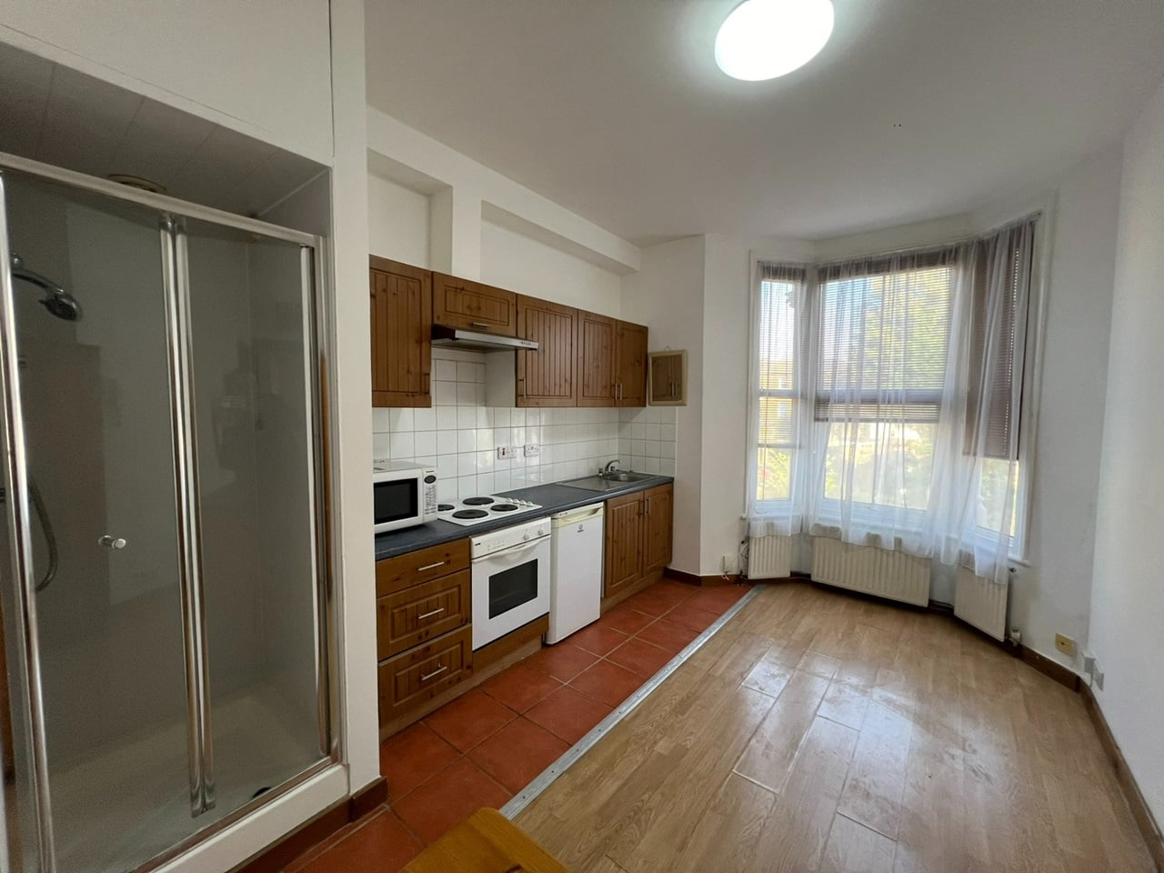 Studio Flat, Crayford Road, N7, N1 7GU
