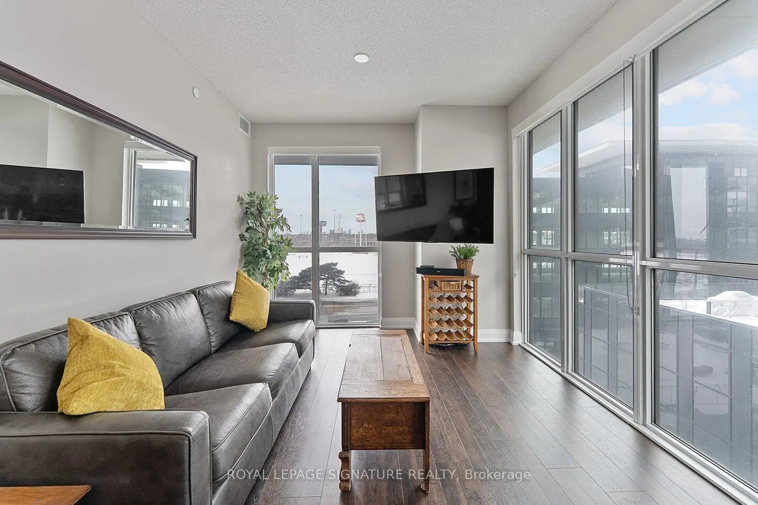 Additional image 2 of 56 Annie Craig Drive 510, Toronto