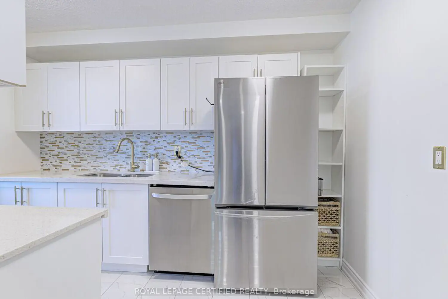 Additional image 11 of 2929 Aquitaine Avenue 1209