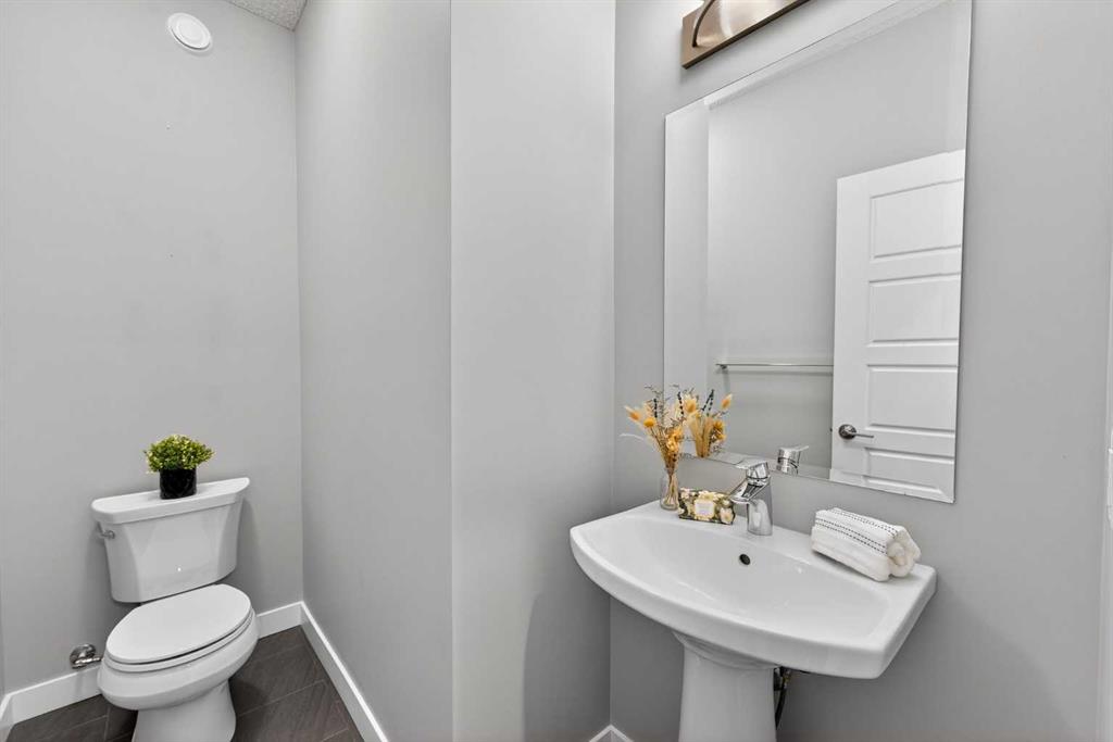 Additional image 4 of 94 Kingfisher Crescent SE, Airdrie, AB, T4A 0X6