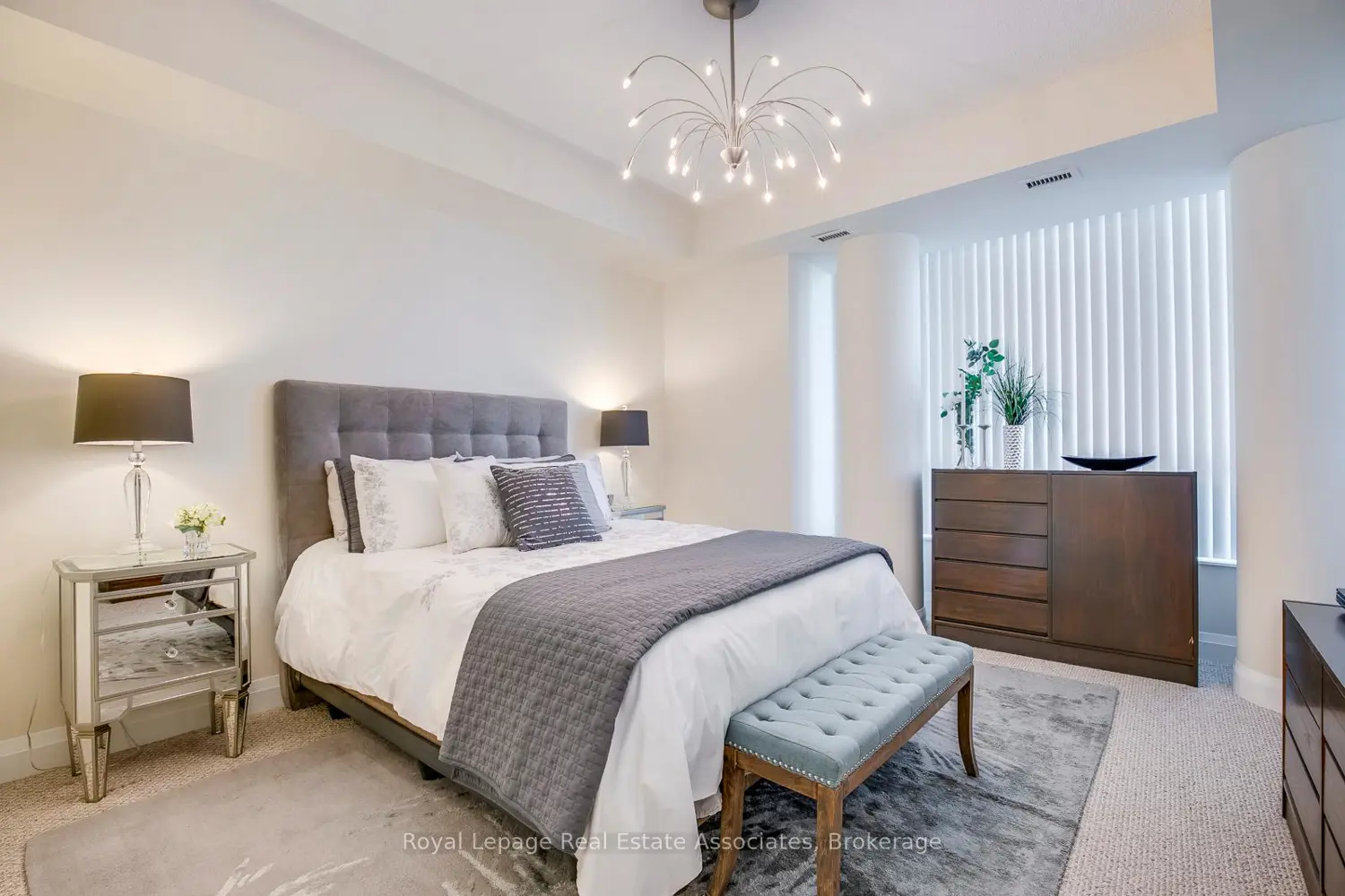 Additional image 15 of 1 Hurontario Street 308