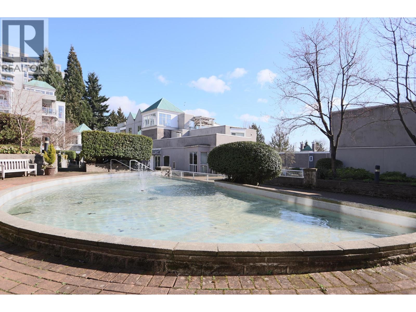 108 8450 JELLICOE STREET