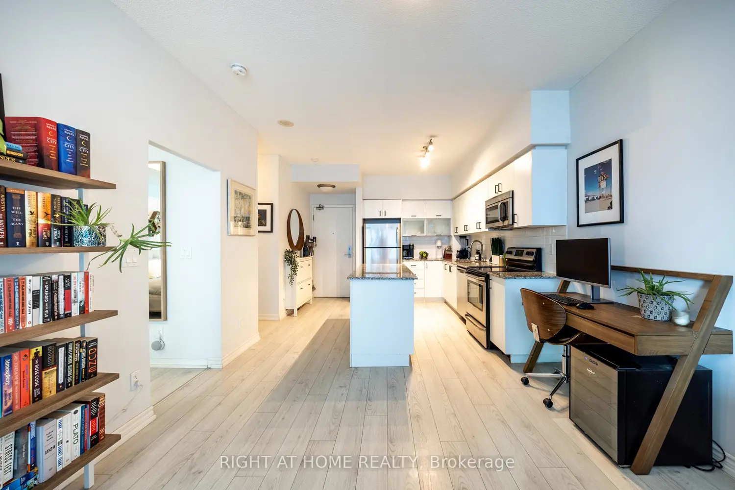 Additional image 6 of 55 East Liberty Street 615