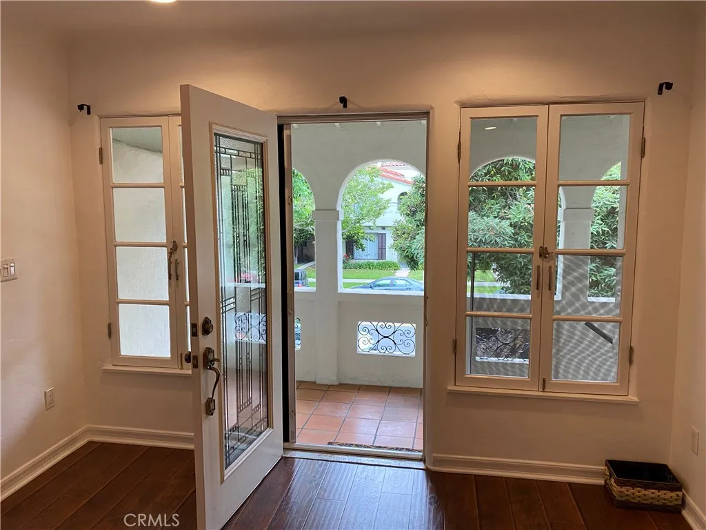 Additional image 6 of 1028 S Crescent Heights Boulevard, Los Angeles, CA 90035