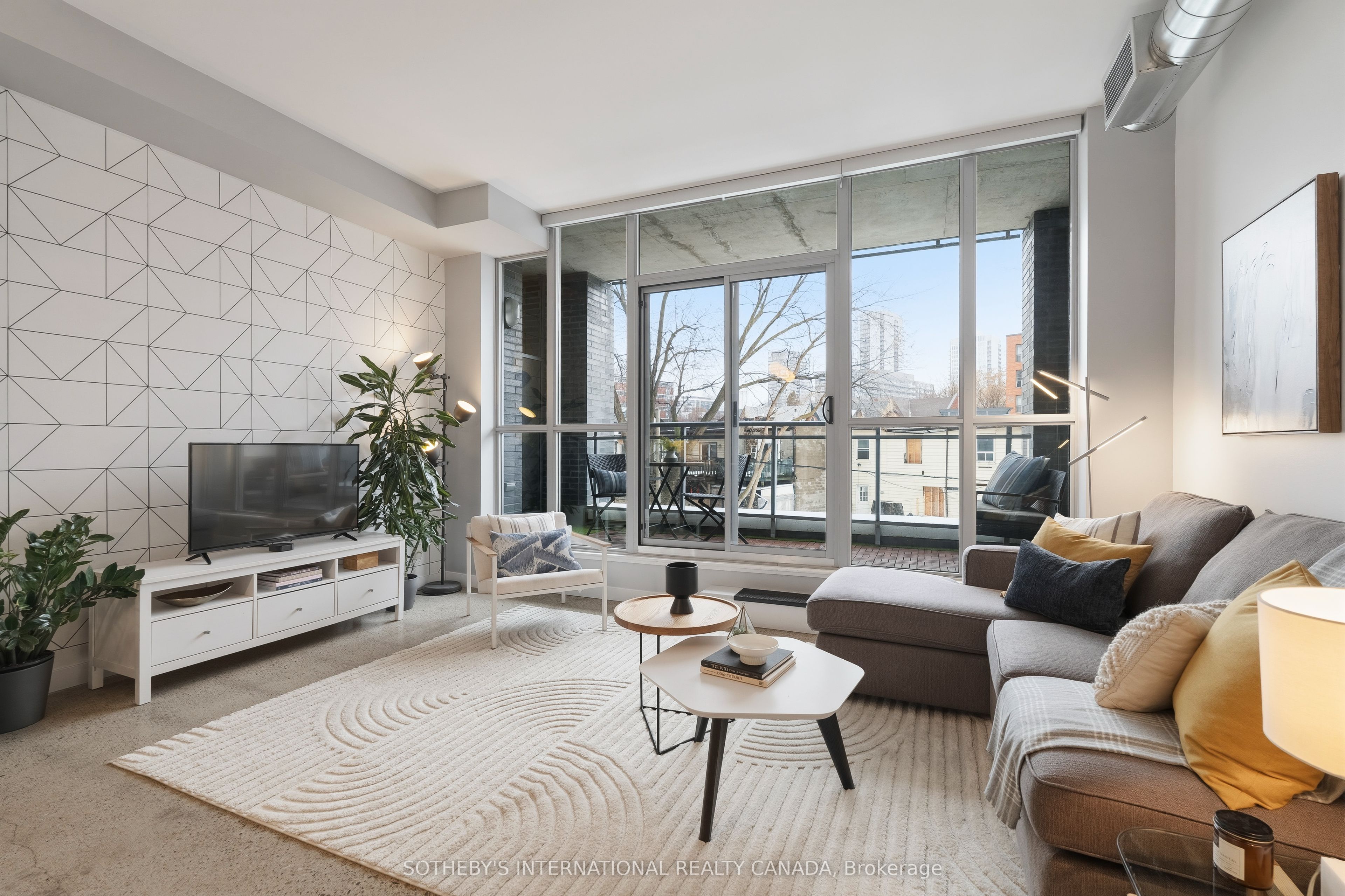 215-510 King Street E, Toronto, ON, M5A 0E5