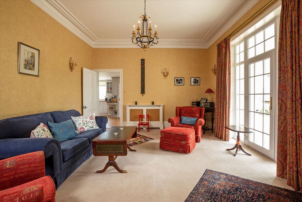 Additional image 11 of 7 bed detached house for saleGuildford Road, Broadbridge Heath, Horsham, West Sussex RH12
