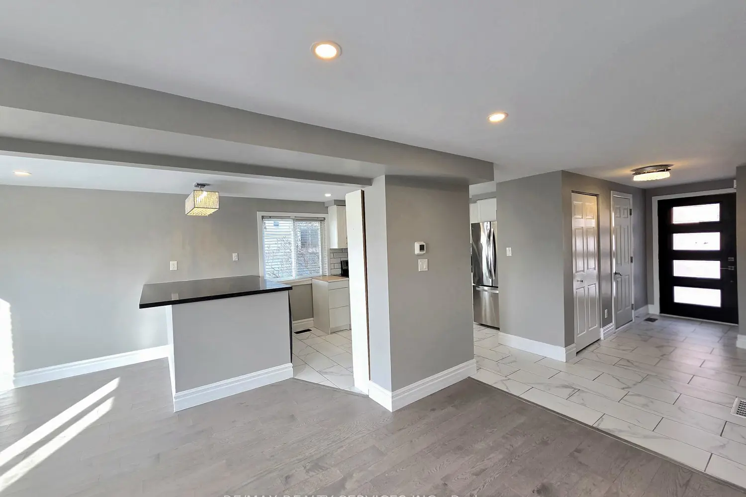 Additional image 3 of 662 Elgin Street