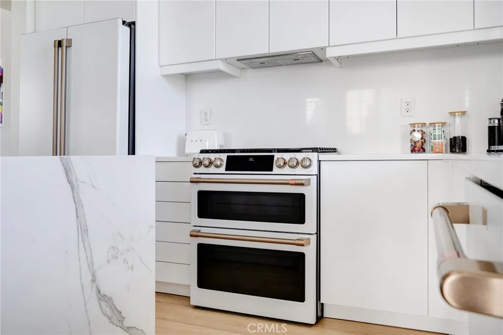 Additional image 52 of 23315 Portland Lane, Valencia, CA 91355