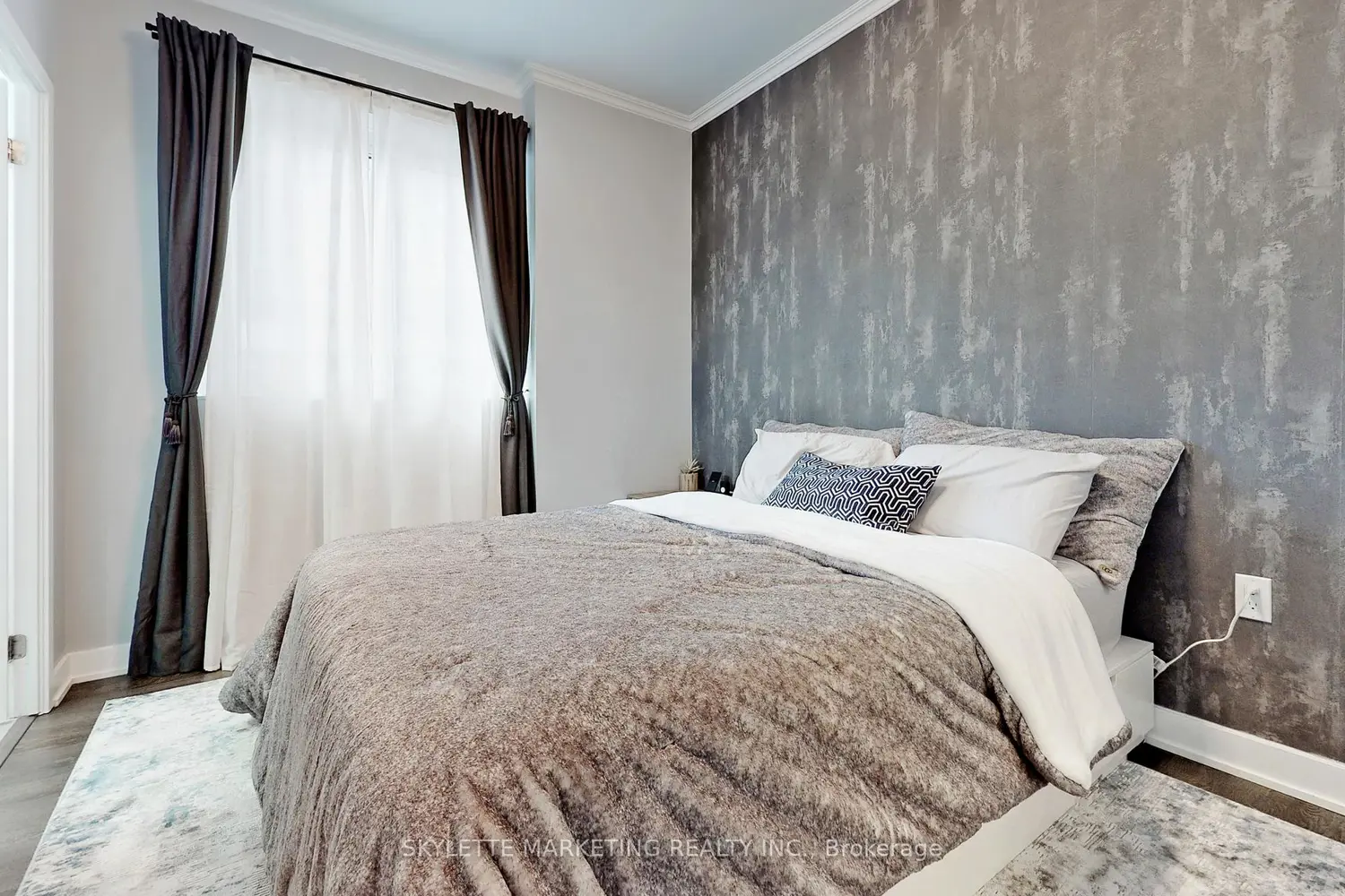 Additional image 20 of 75 Oneida Crescent 410