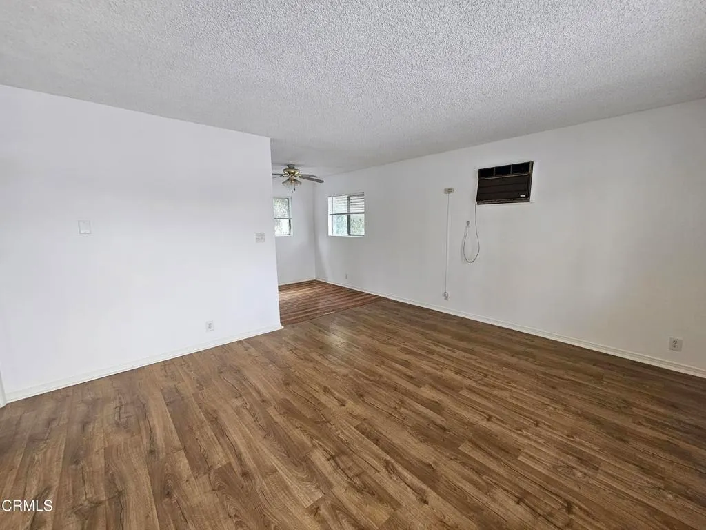 Additional image 5 of 12246 Oxnard Street Unit 1st Fl, Los Angeles, CA 91606