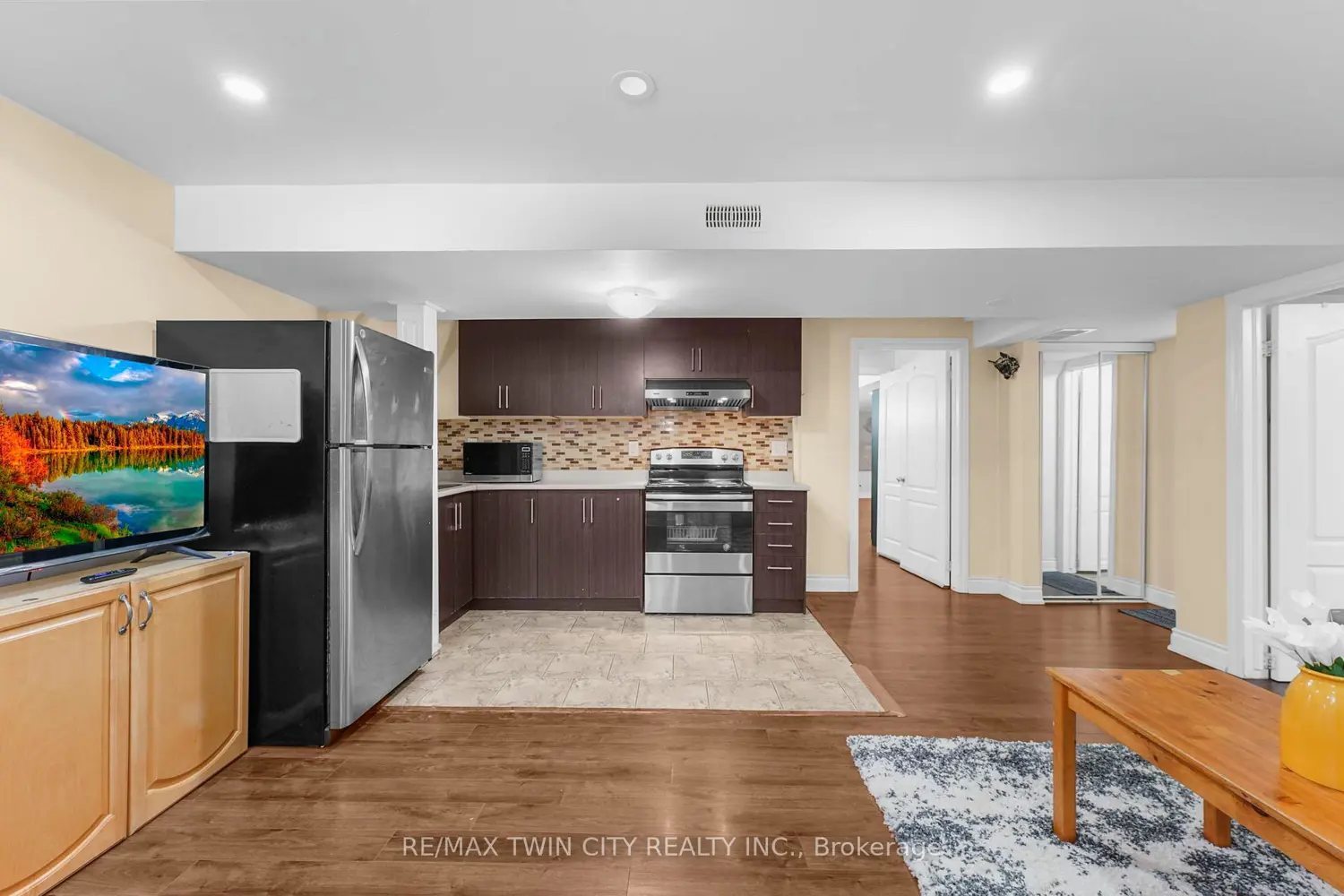 Additional image 6 of 6 Canarygrass Drive