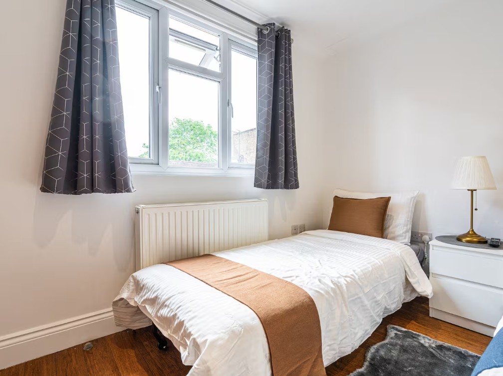 Additional image 4 of 1 Bed Flat, North End Road, W14, N1 7GU