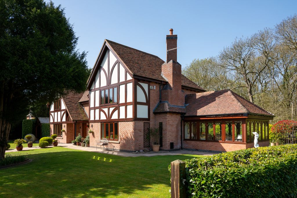 Additional image 27 of 5 bed detached house for saleSale Green, Worcestershire WR9