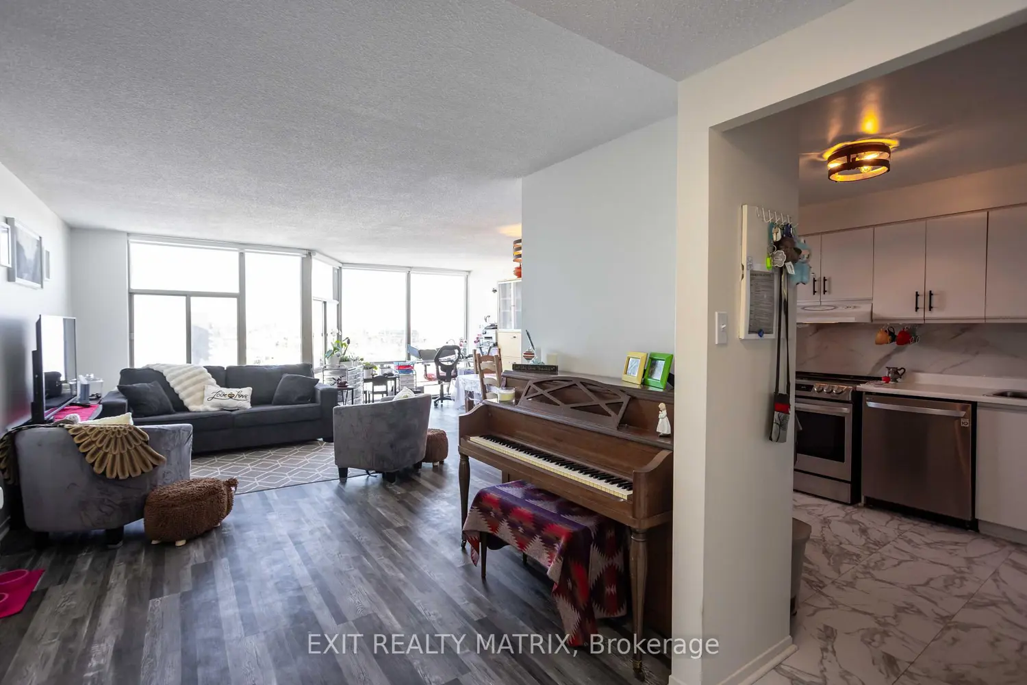 Additional image 4 of 2759 Carousel Crescent 1007