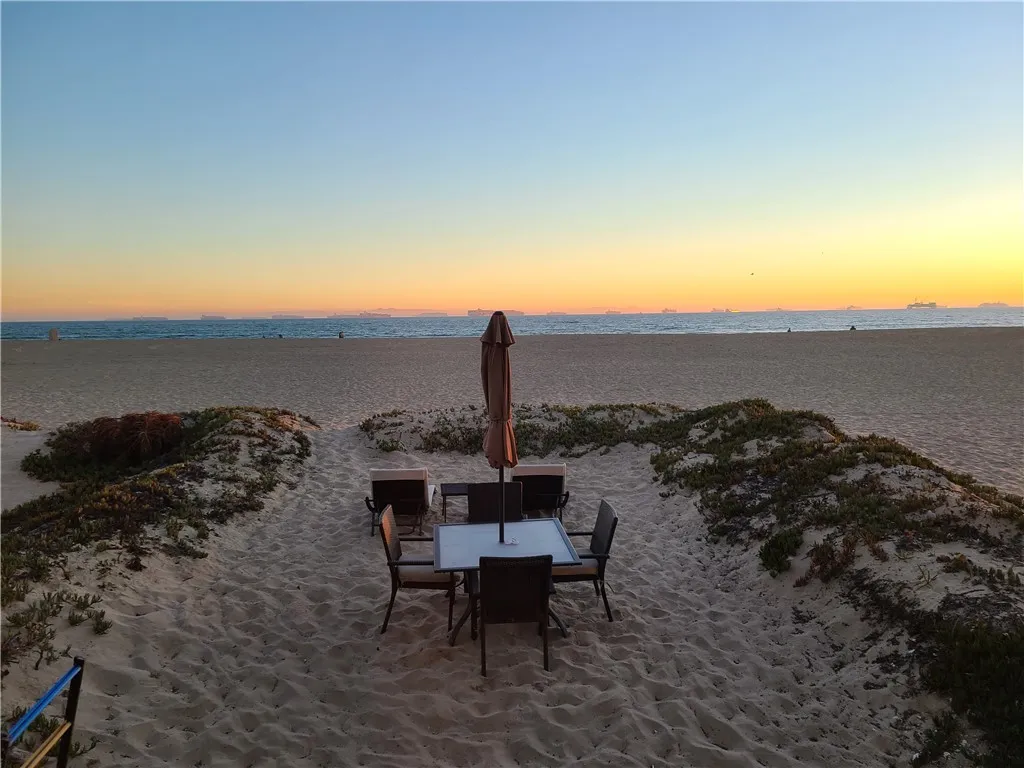 35 A Surfside, Surfside, CA 90740