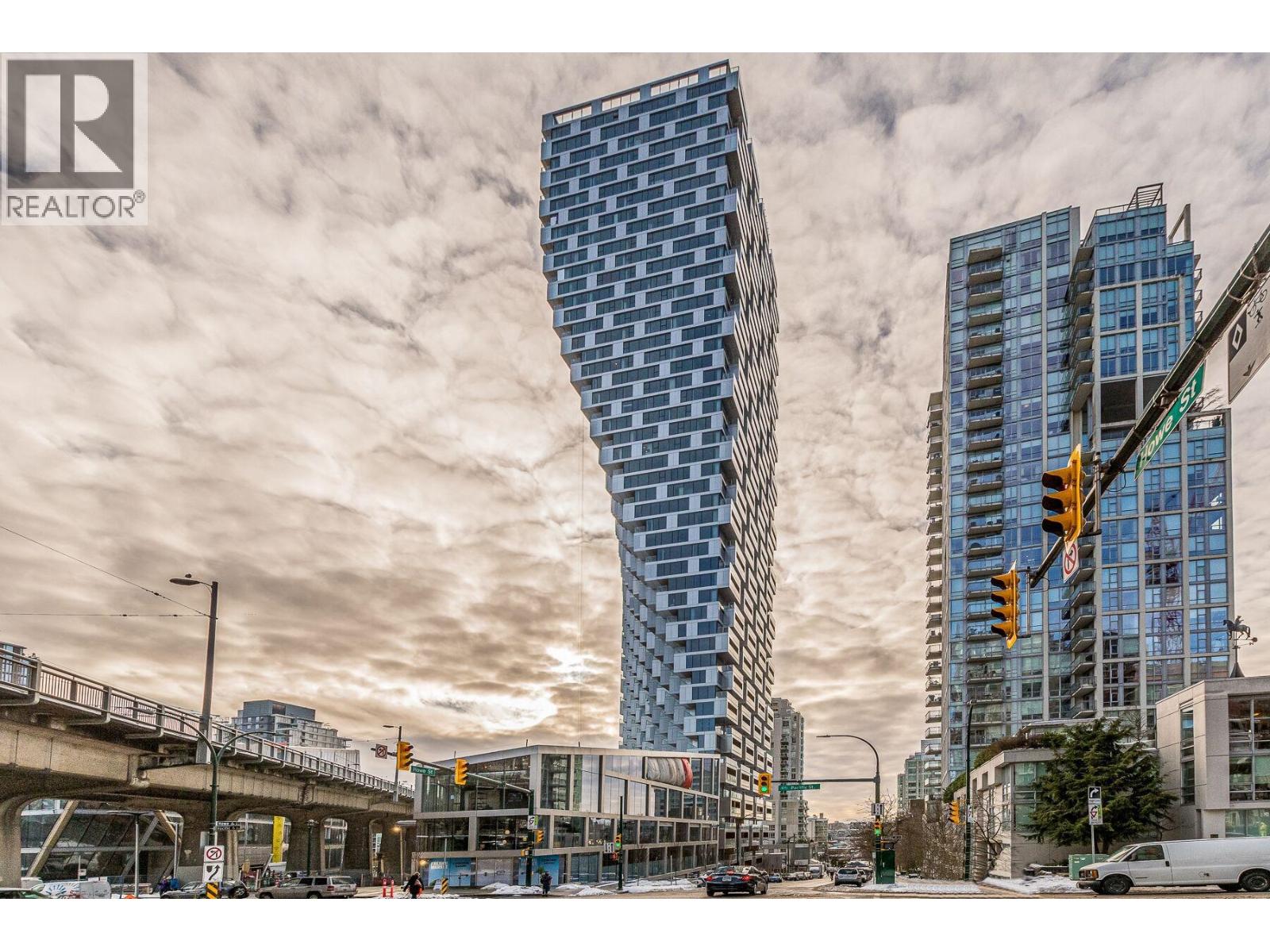 1603 1480 HOWE STREET