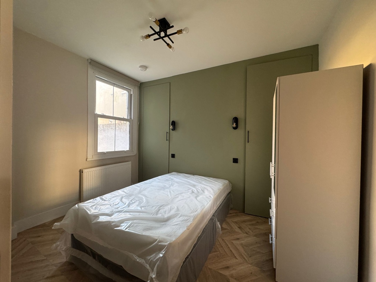 Additional image 5 of 2 Bed Flat, Heron Road, SE24, N1 7GU