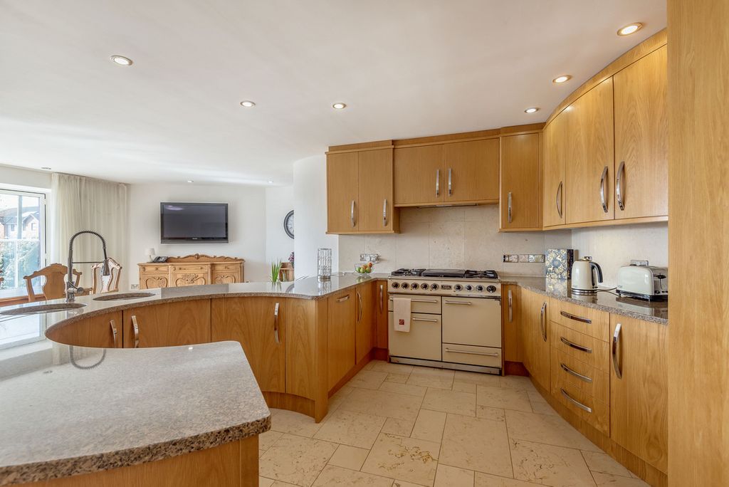 Additional image 10 of 5 bed detached house for saleDilks Street, Bishop Auckland DL14