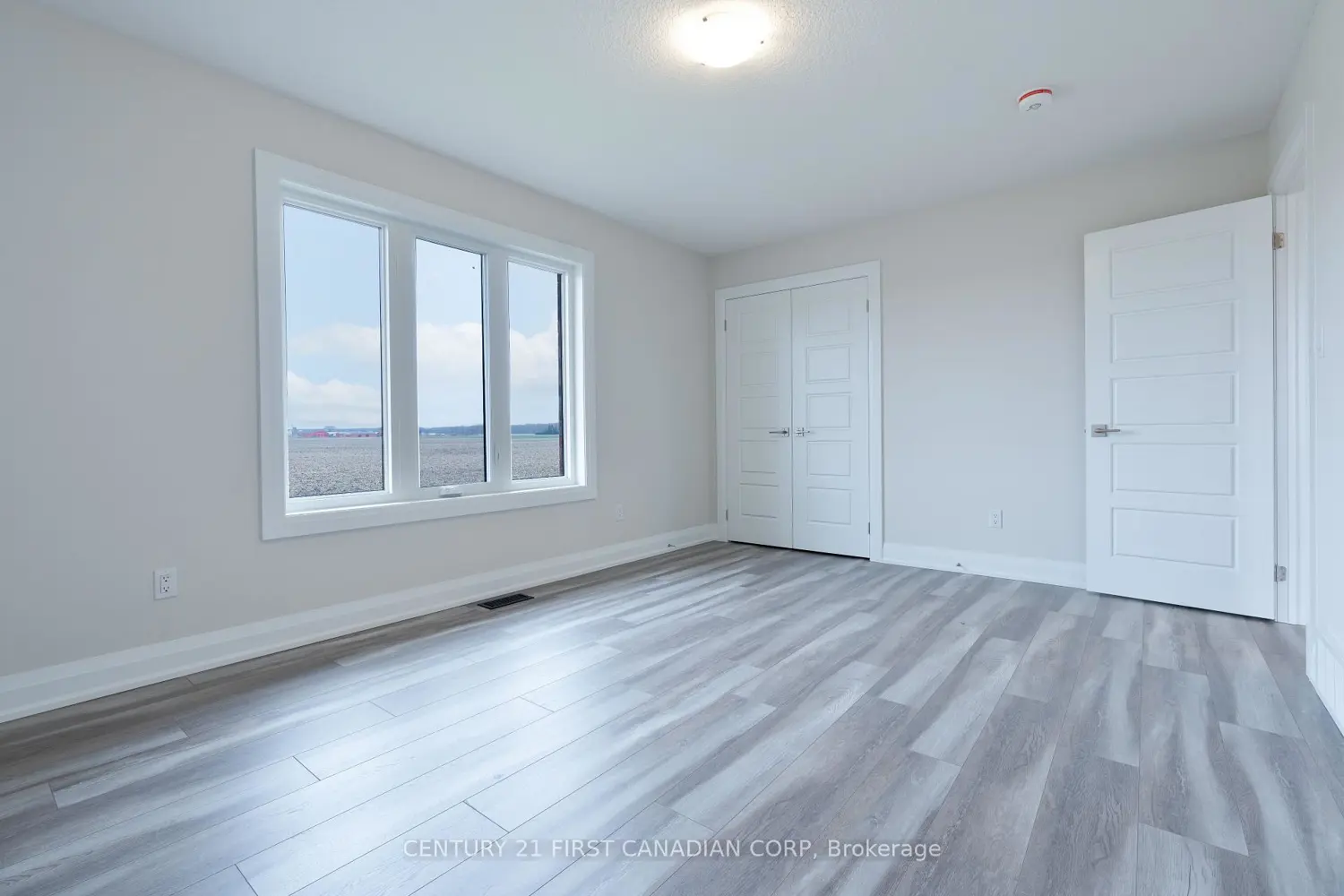 Additional image 8 of 240 Leitch Street