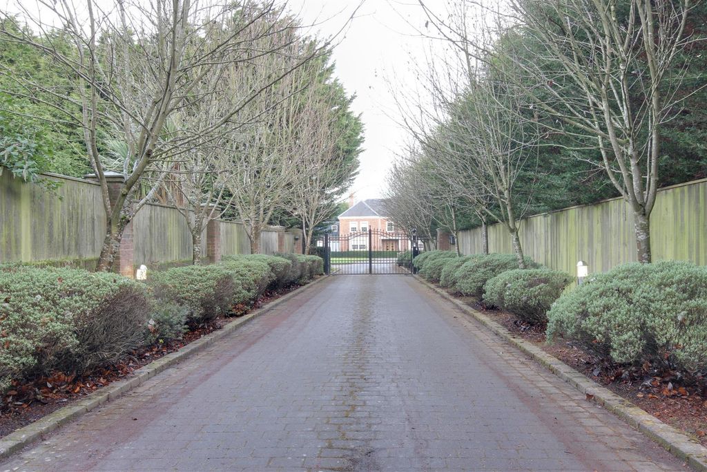 Additional image 26 of 4 bed detached house for salePark Lane, Swanland HU14