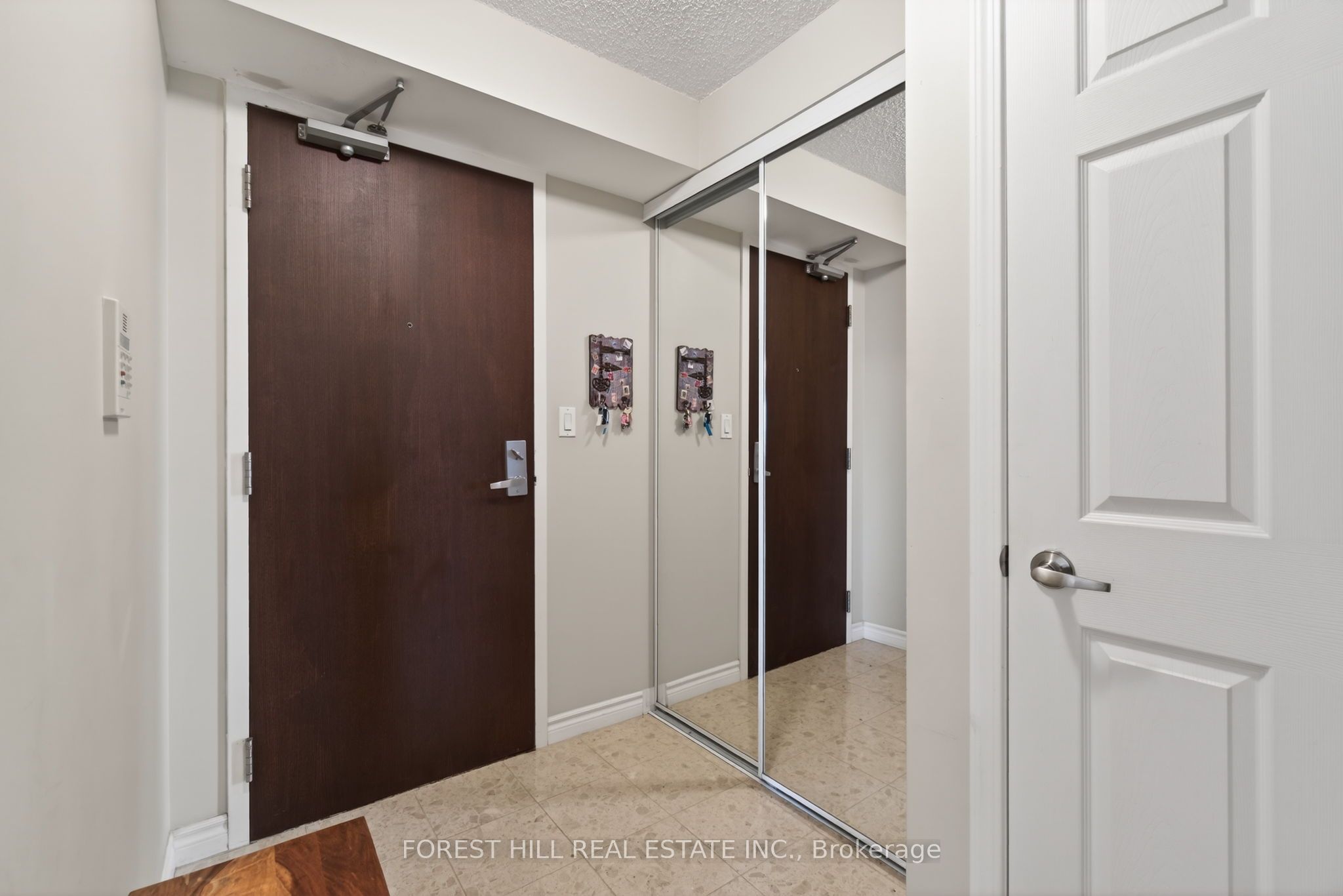 Additional image 5 of 505-335 Rathburn Road W, Mississauga, ON, L5B 0C8