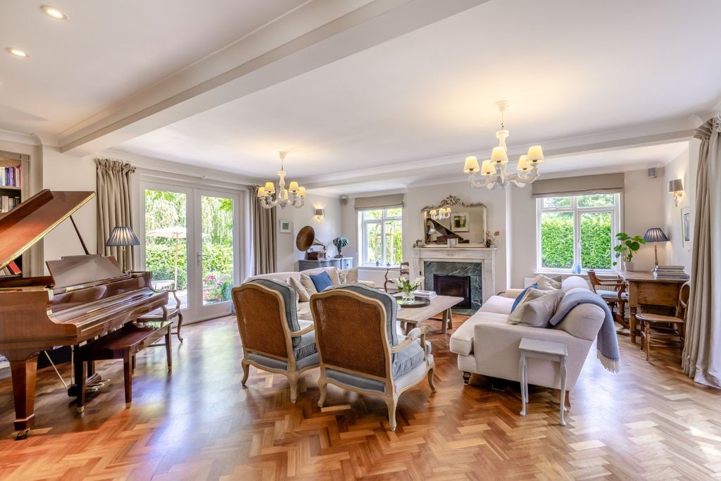Additional image 2 of 5 bed detached house for saleChapel Row, Berkshire RG7