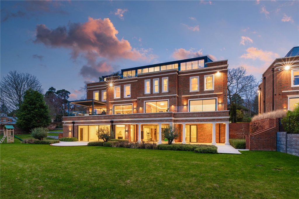 Additional image 3 of 6 bed detached house for saleCharters Gate, Ascot, Berkshire SL5