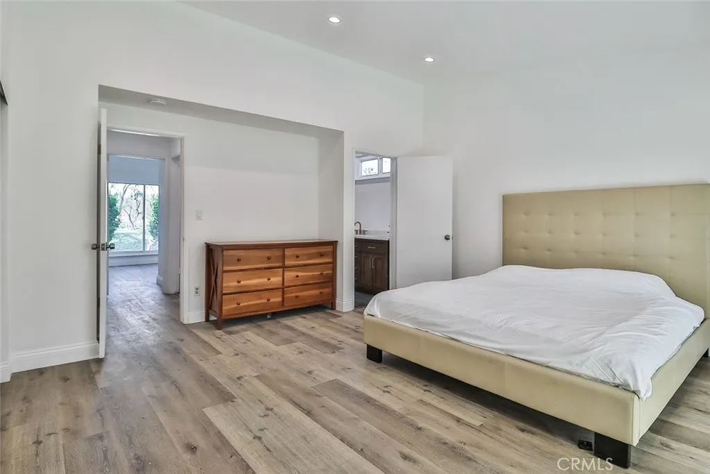 Additional image 67 of 23540 Kivik St, Woodland Hills, CA 91367