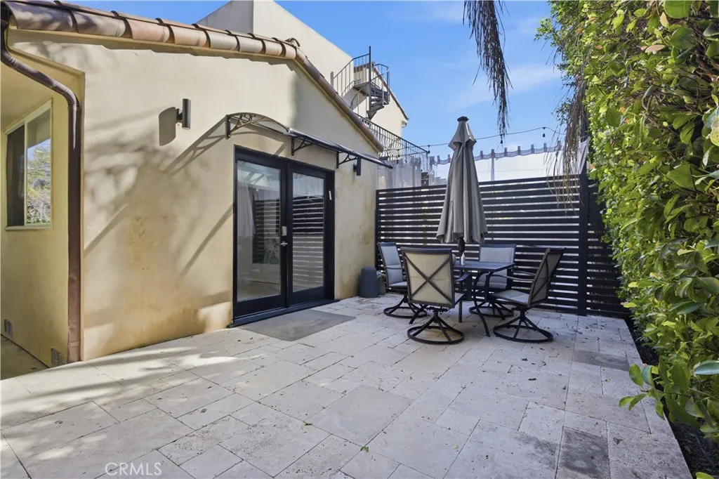 Additional image 3 of 5209 Avenida Oriente Street, Tarzana, CA 91356
