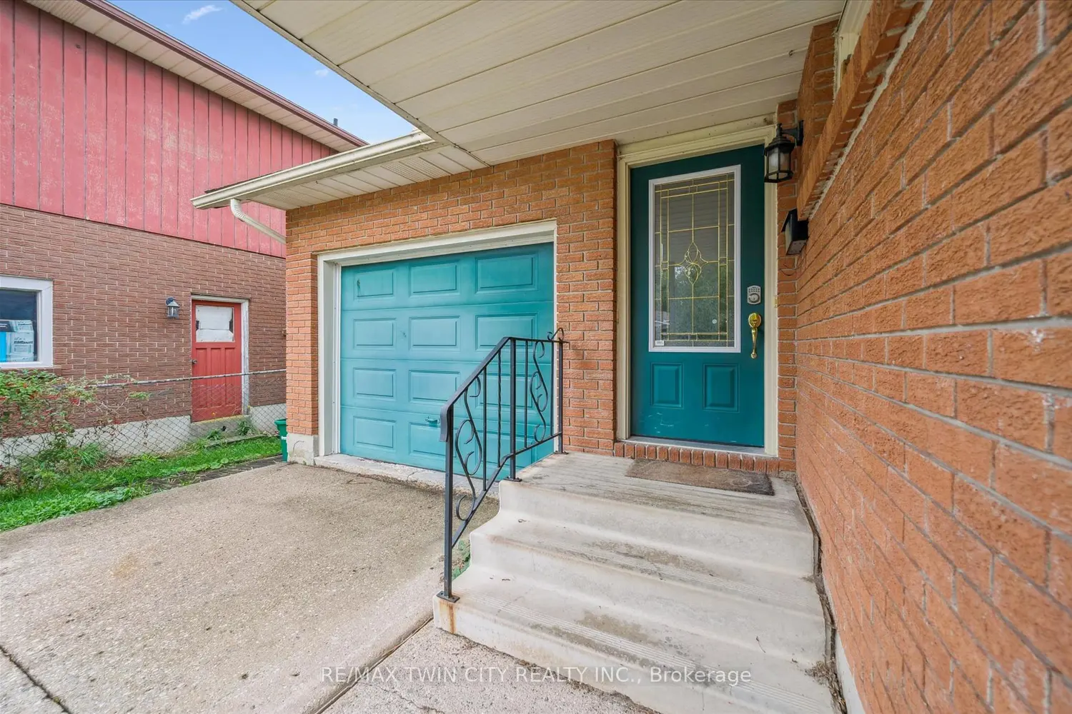 Additional image 3 of 635 Raglan Street