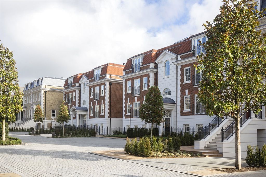 Additional image 20 of 3 bed flat for saleMagna Carta Park, Coopers Hill Lane, Englefield Green, Egham, Surrey TW20