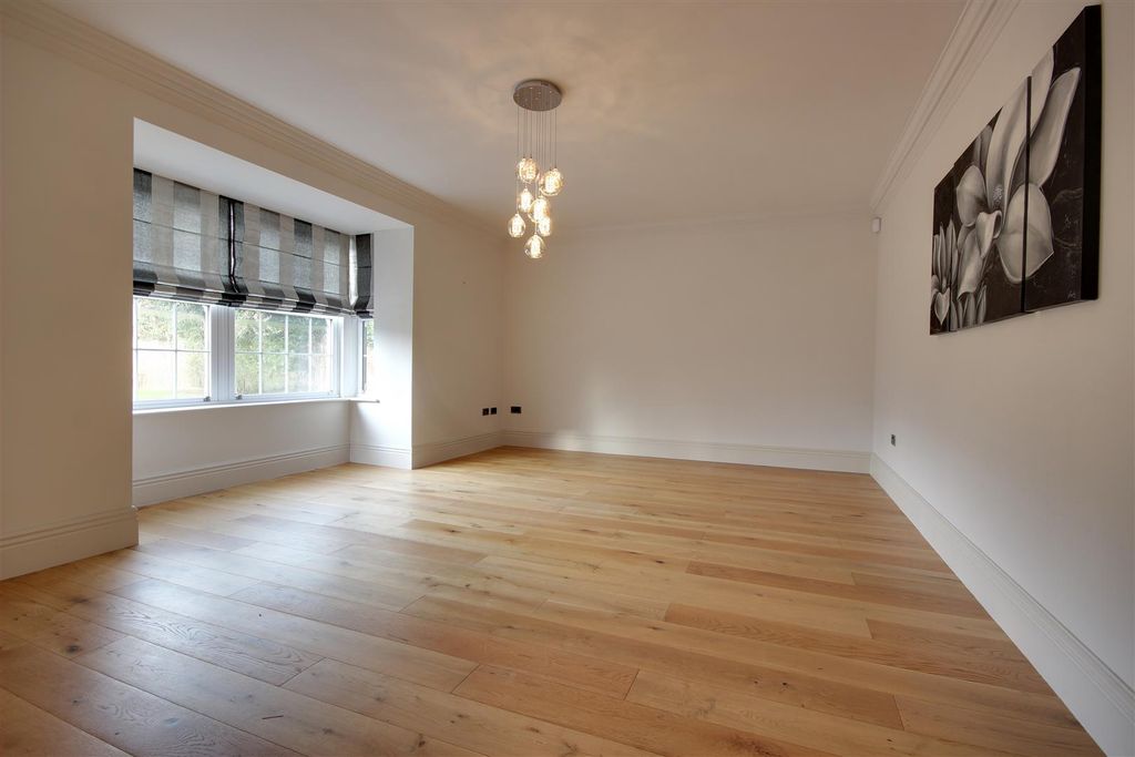 Additional image 9 of 4 bed detached house for salePark Lane, Swanland HU14