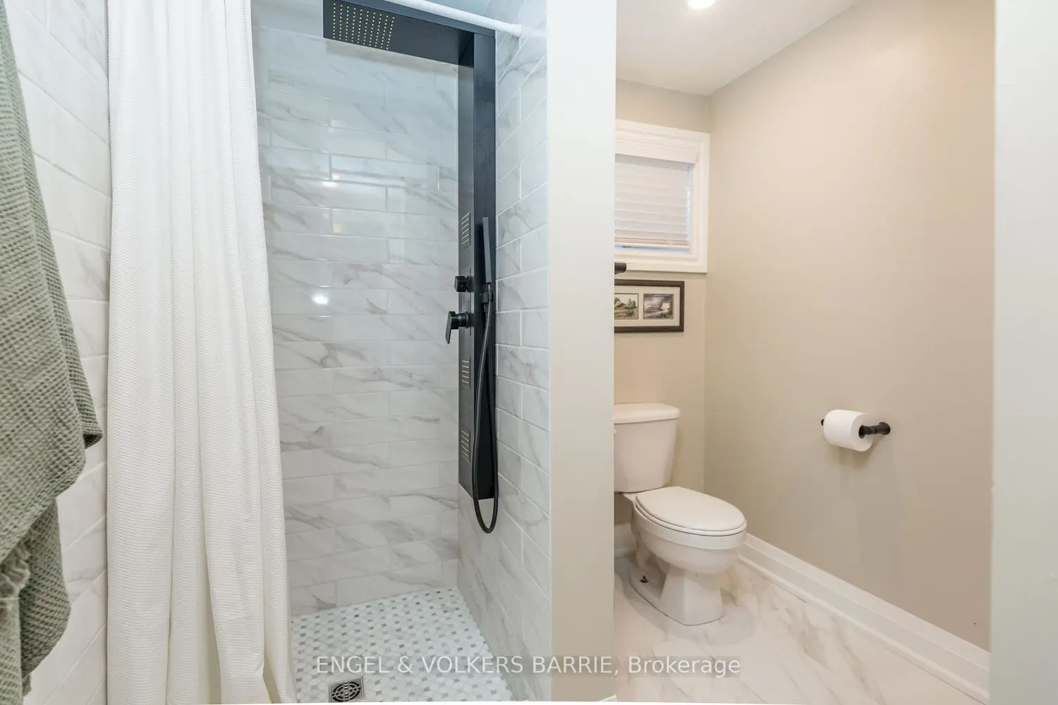 Additional image 14 of 139 Columbia Road