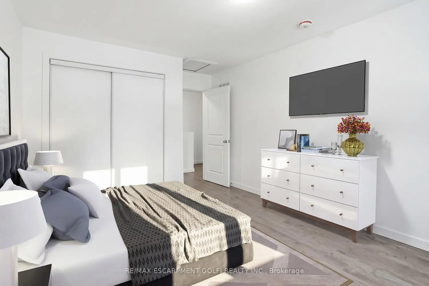 Additional image 5 of 383 Chaffey Street