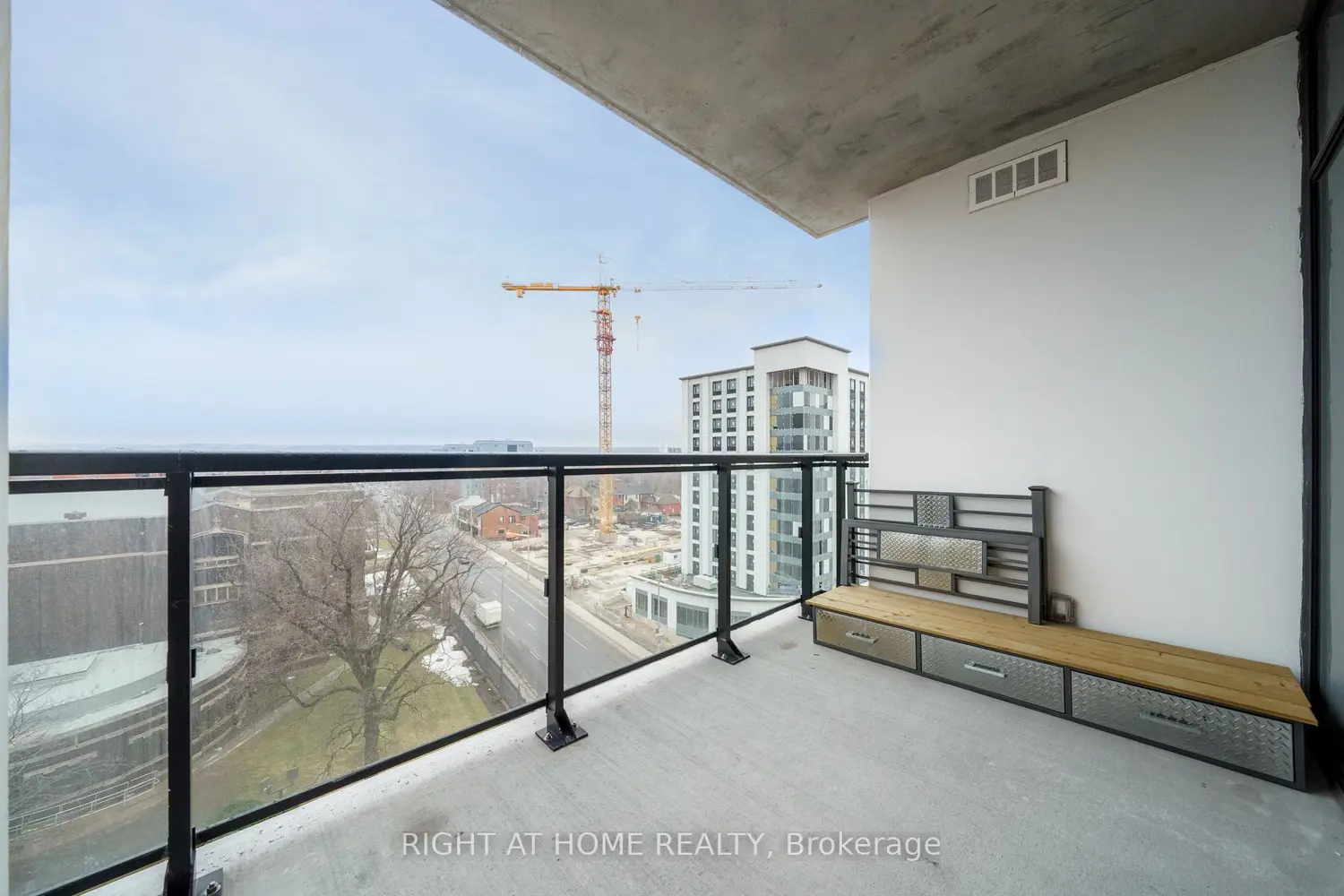 Additional image 15 of 15 Queen Street 807